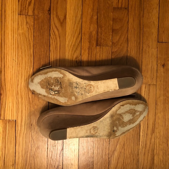 Michael Kors Beige Open Toe Bow Wedge Suede - Picture 8 of 8